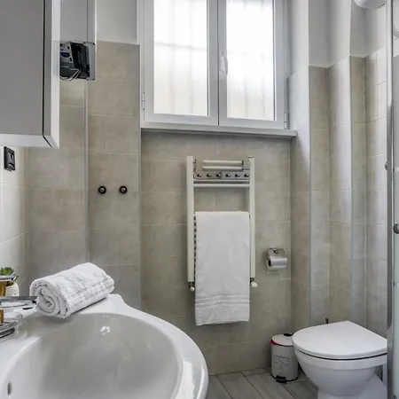 Tiburtina Apartment Rome Buitenkant foto